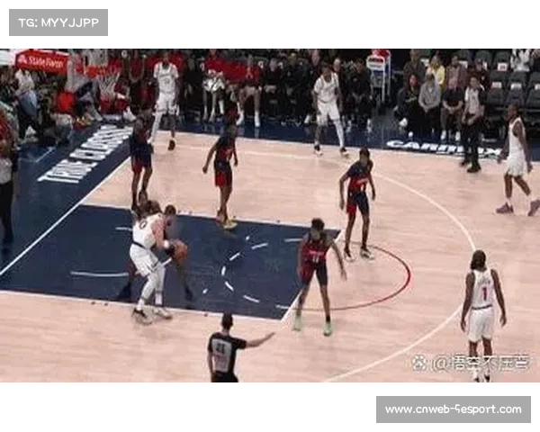 祖巴茨脚踝扭伤缺阵，快船客场迎战奇才阵容调整