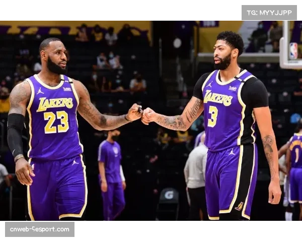 前瞻:湖人客战掘金,限制约基奇高位策应成破局侧翼渗透关键